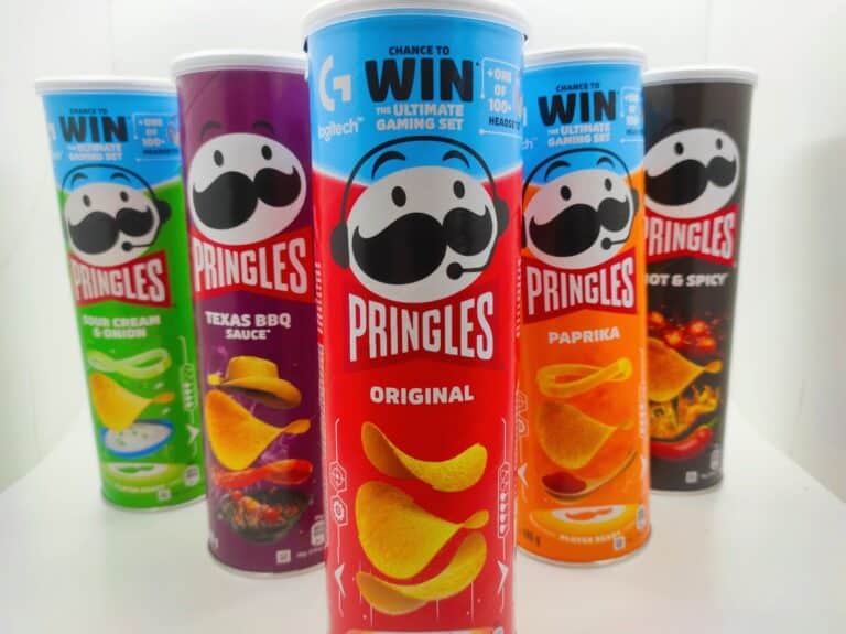 Чипси PRINGLES в асортименті, ціна за 1 уп